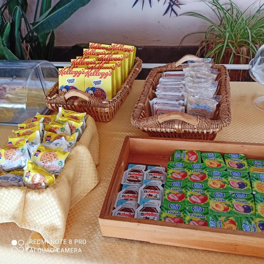 Paradiso Hotel Ristorante Riaci Capo エクステリア 写真