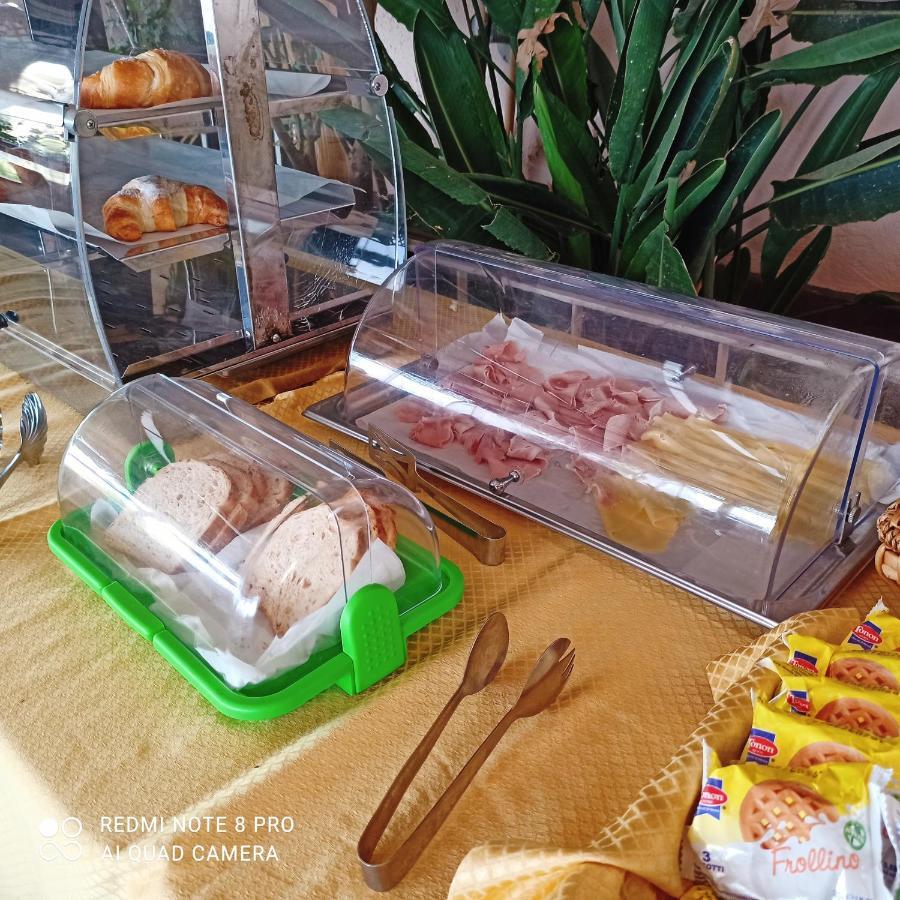 Paradiso Hotel Ristorante Riaci Capo エクステリア 写真