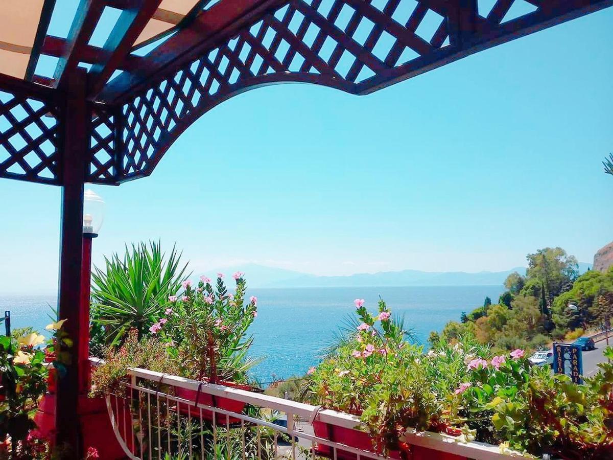 Paradiso Hotel Ristorante Riaci Capo エクステリア 写真