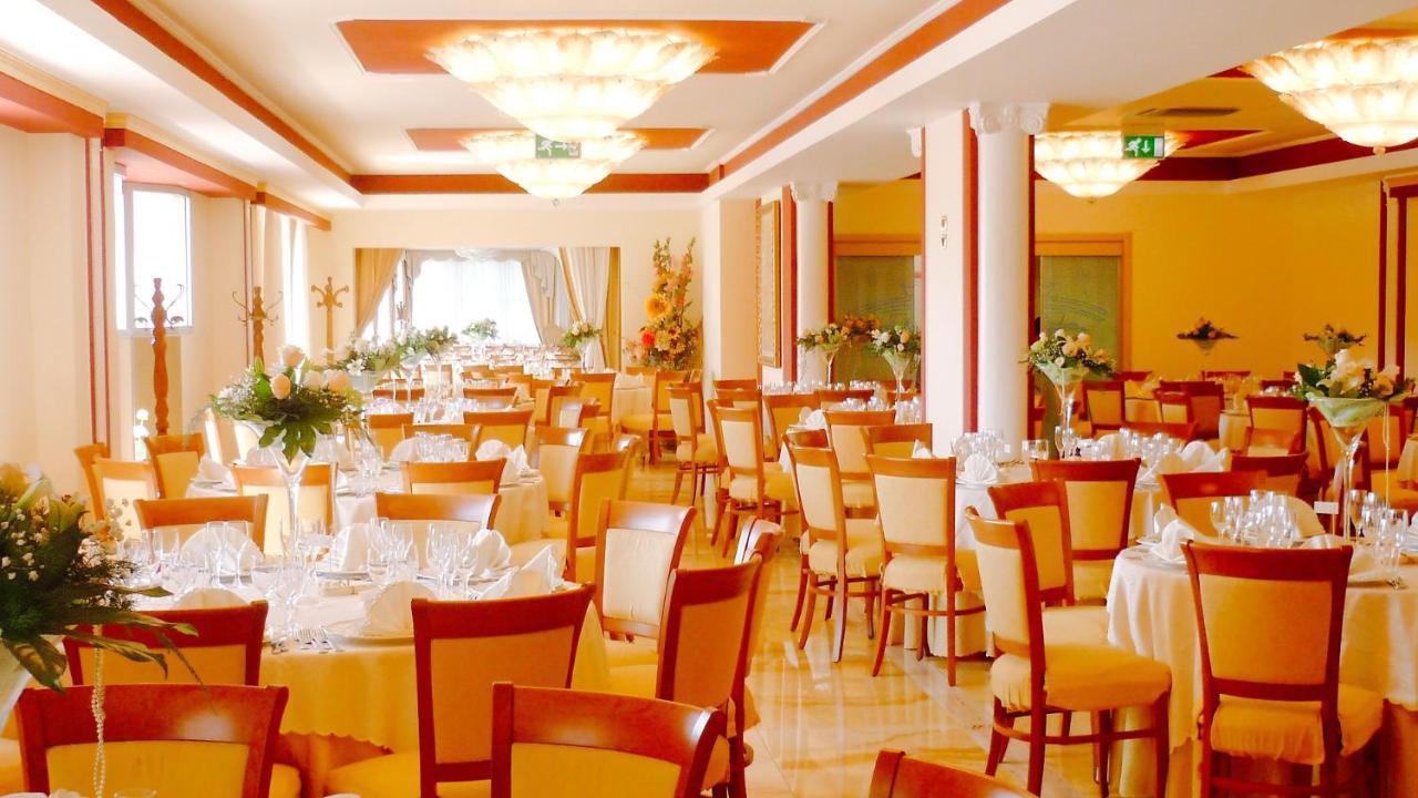 Paradiso Hotel Ristorante Riaci Capo エクステリア 写真