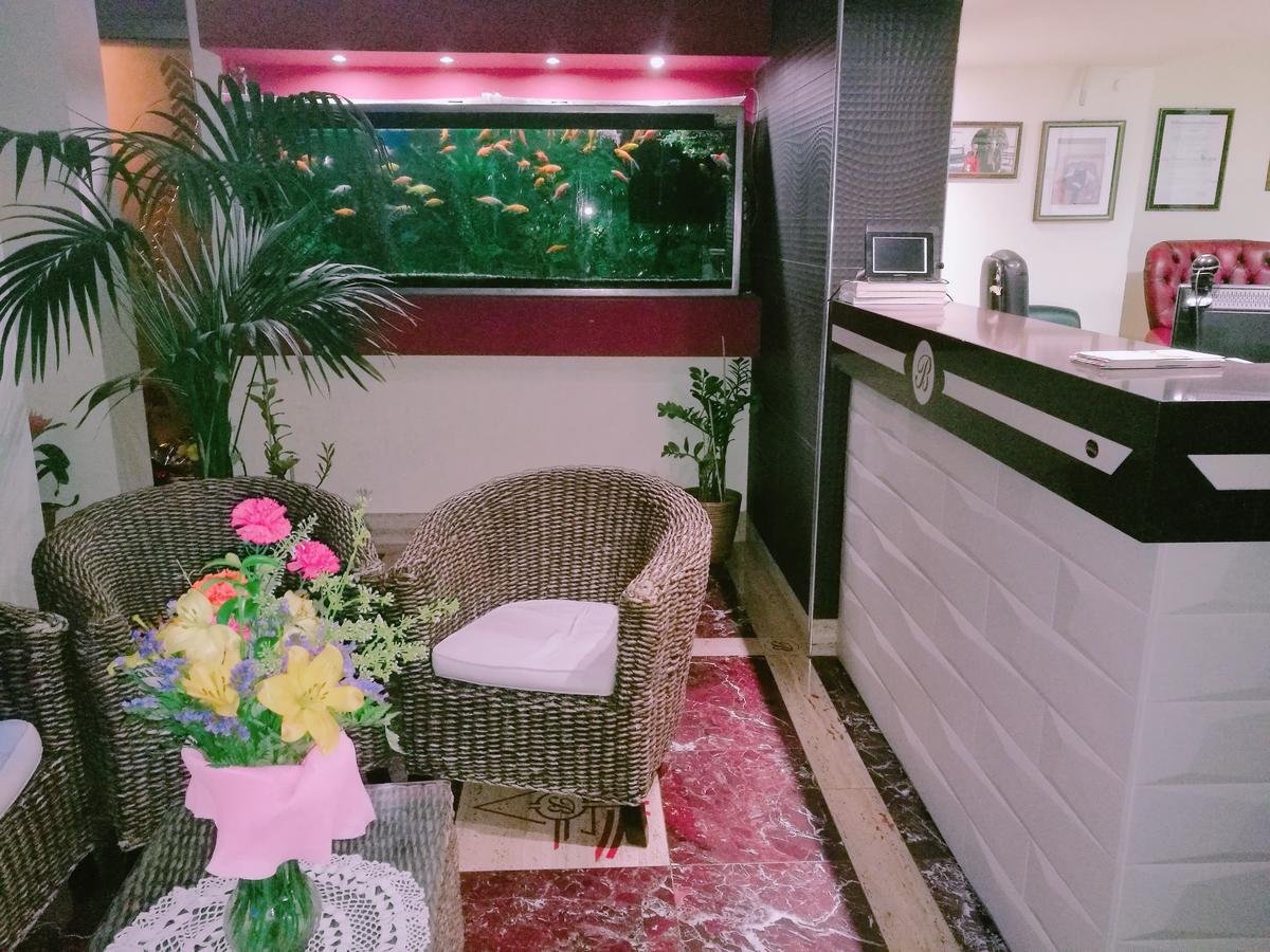 Paradiso Hotel Ristorante Riaci Capo エクステリア 写真